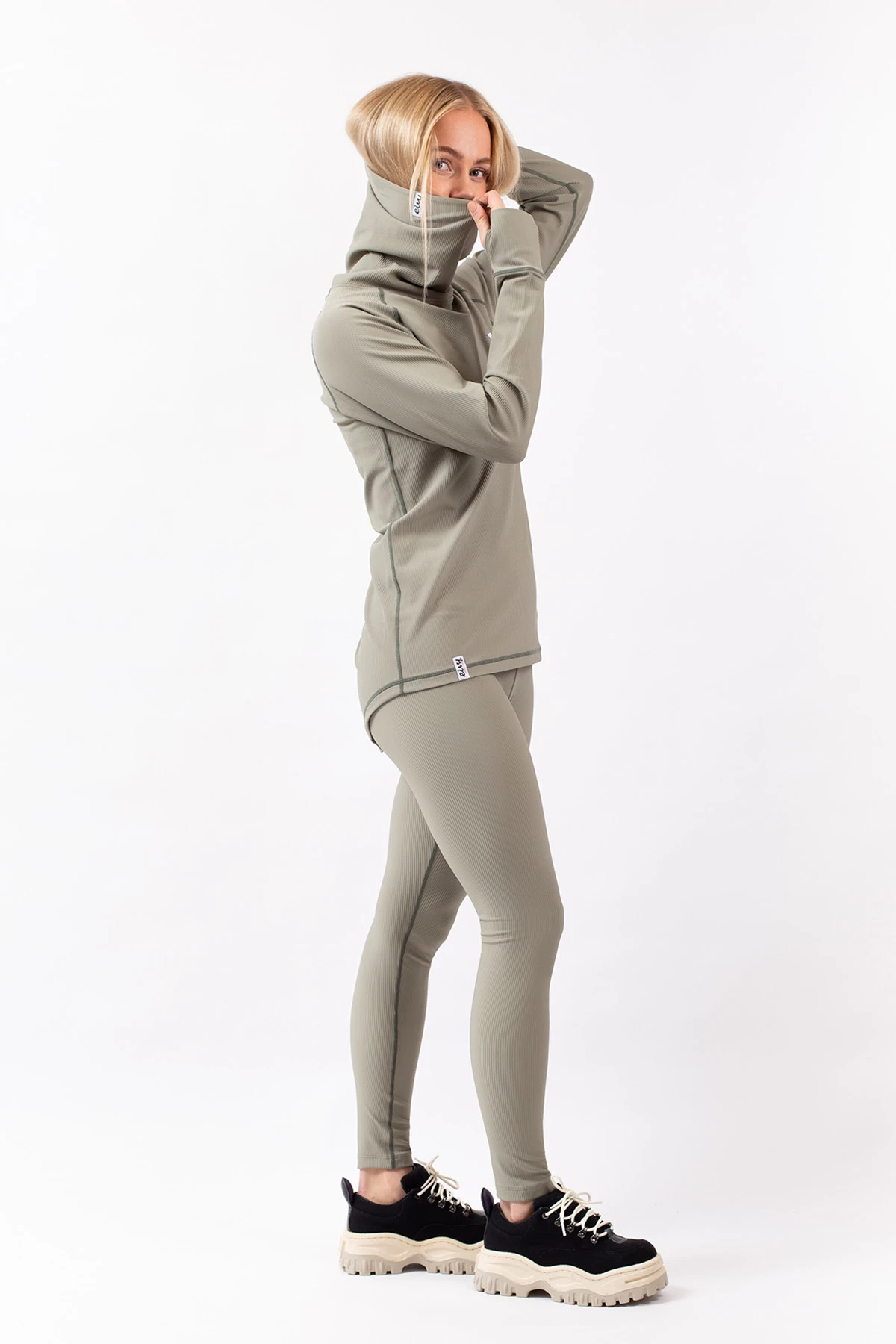 Eivy Icecold Gaiter Rip Top Base Layer Faded Oak 4 Eivy Icecold Gaiter Rip Top Base Layer Faded Oak - Imagen 4